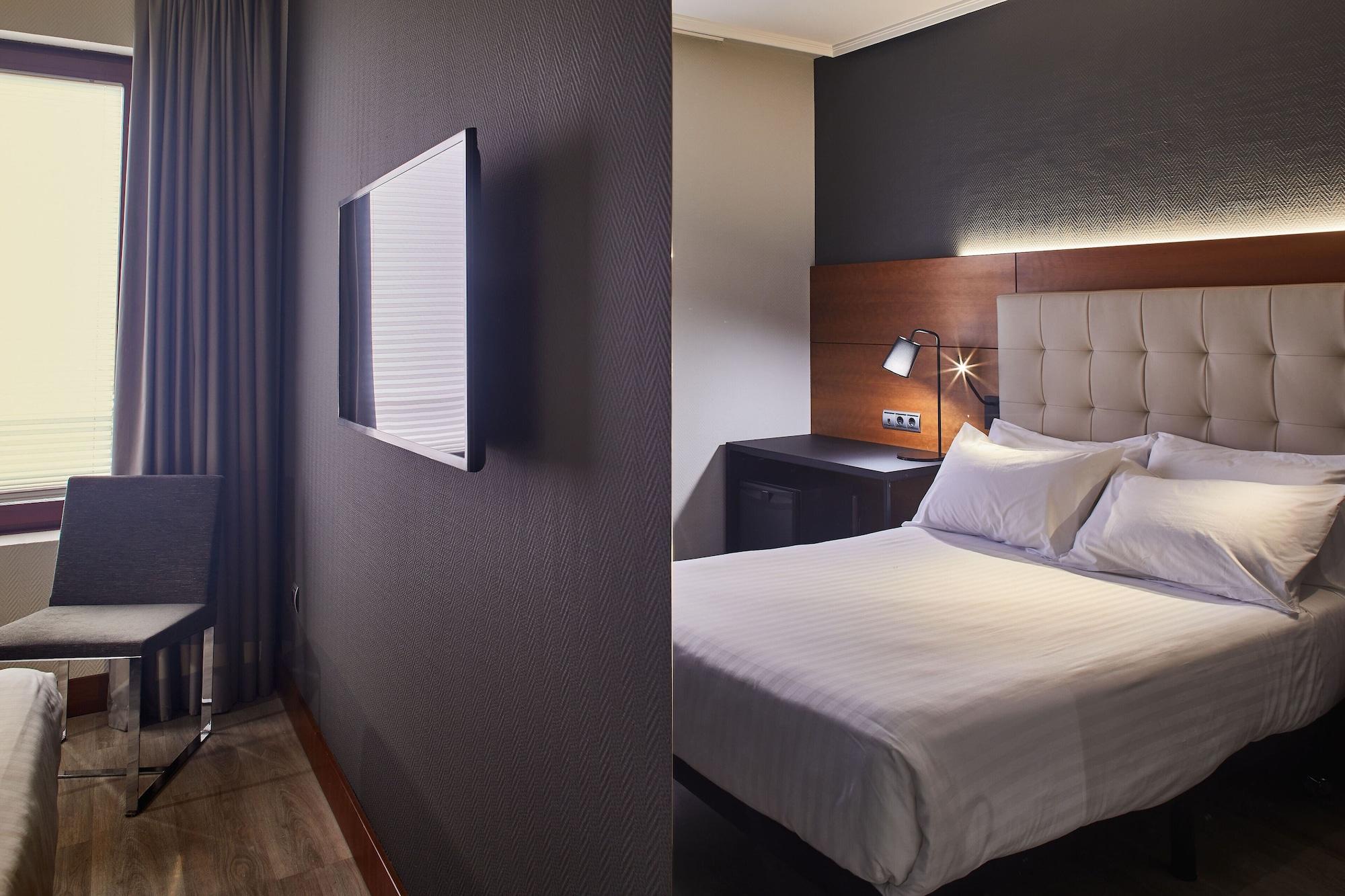 Silken Amara Plaza